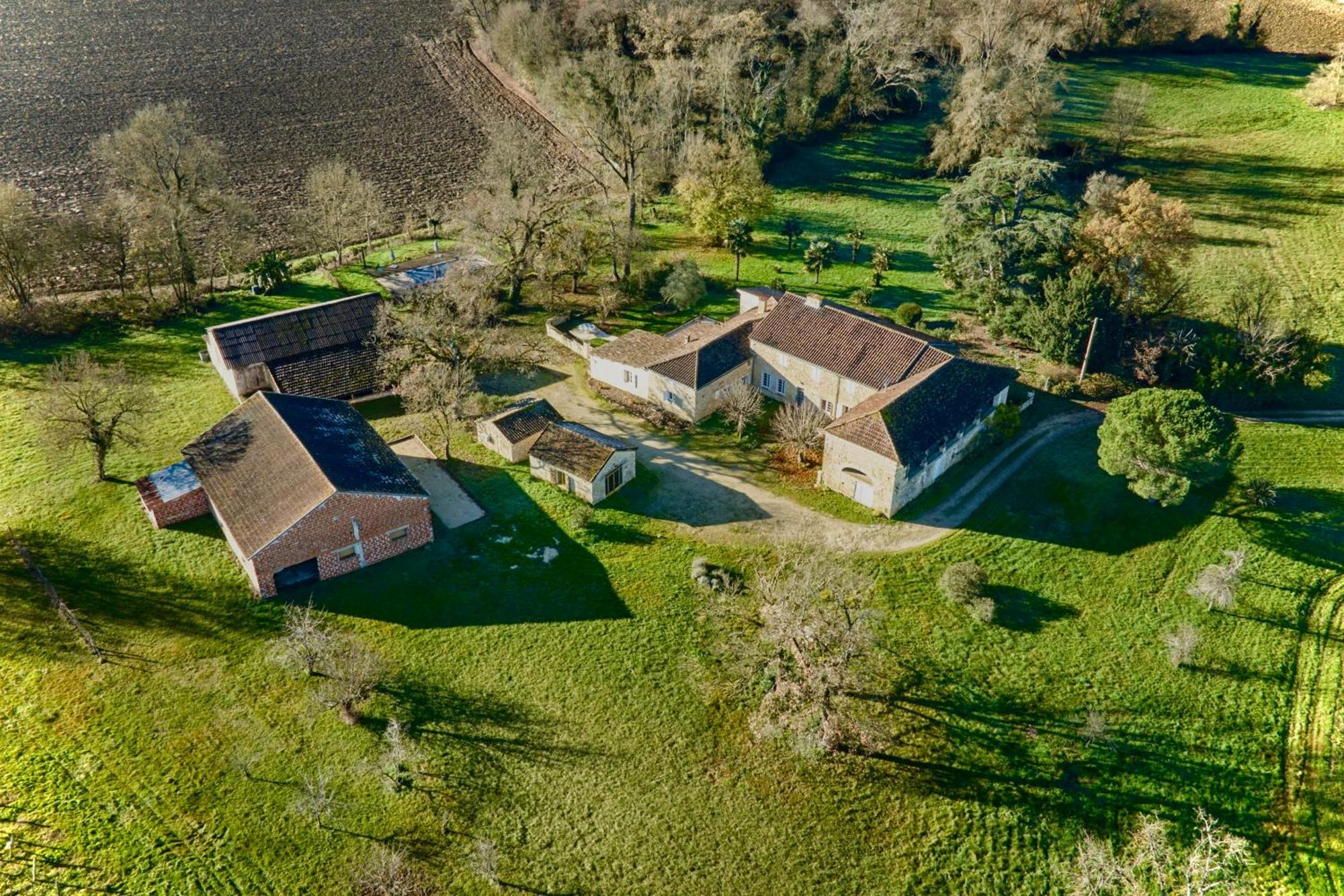 Chambres D'Hotes De Charme Avec Piscine - Le Clos Boissiere Valence-sur-Baïse Zewnętrze zdjęcie